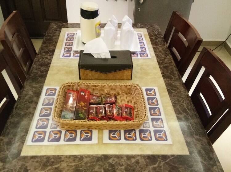 فندق Challenger Residency