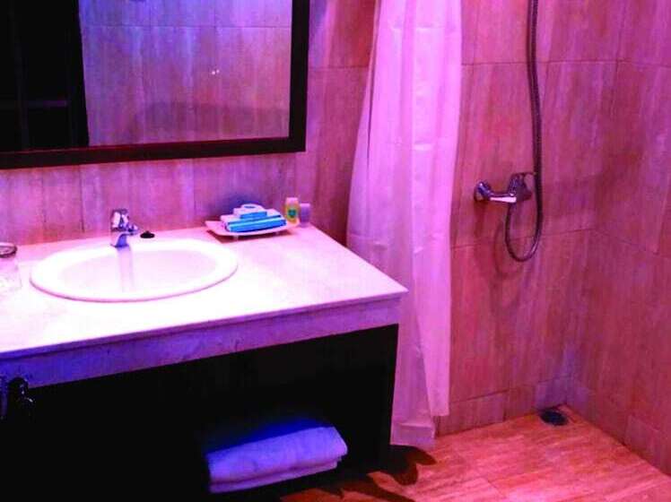 هتل Cirebon Waterland