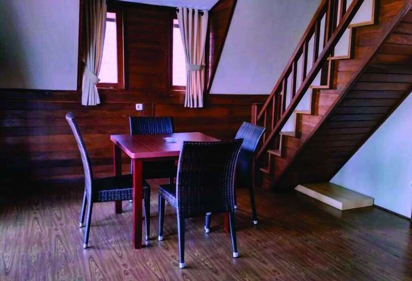 هتل Cirebon Waterland