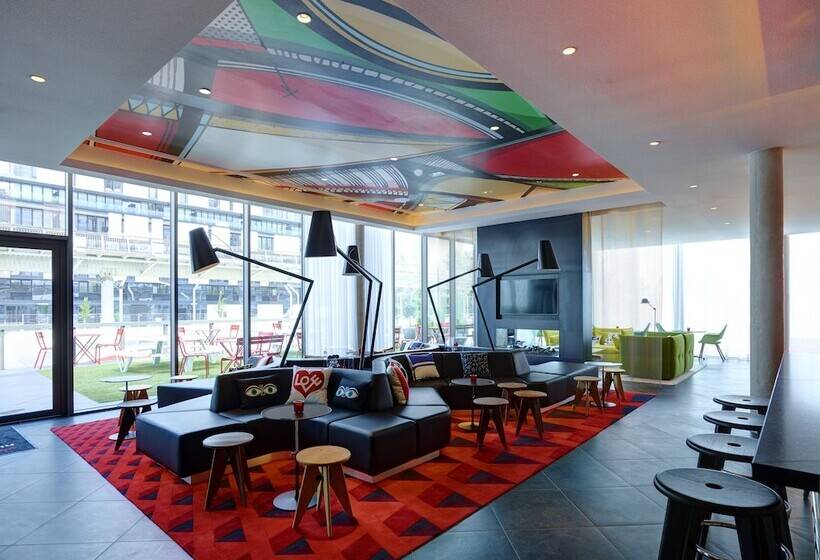 호텔 Citizenm Paris La Defense