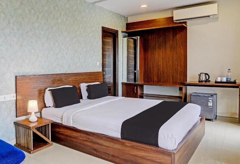 هتل Super Collection O Ssr Royal Suites