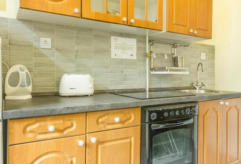 Fotos del hotel Curry Apartments:  12