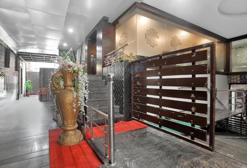 酒店 Super Townhouse Divya Palace