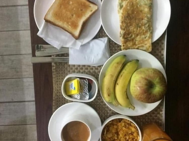 Отель Elite Suites Mint Gomti Nagar