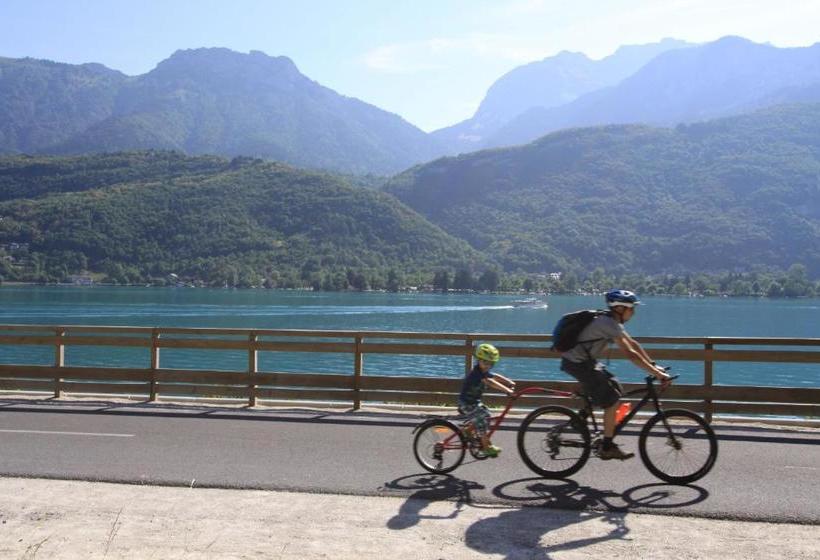 Отель Entre Lac Et Montagnes