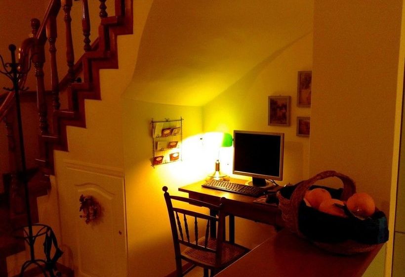 فندق Garitsa Bay Apartment