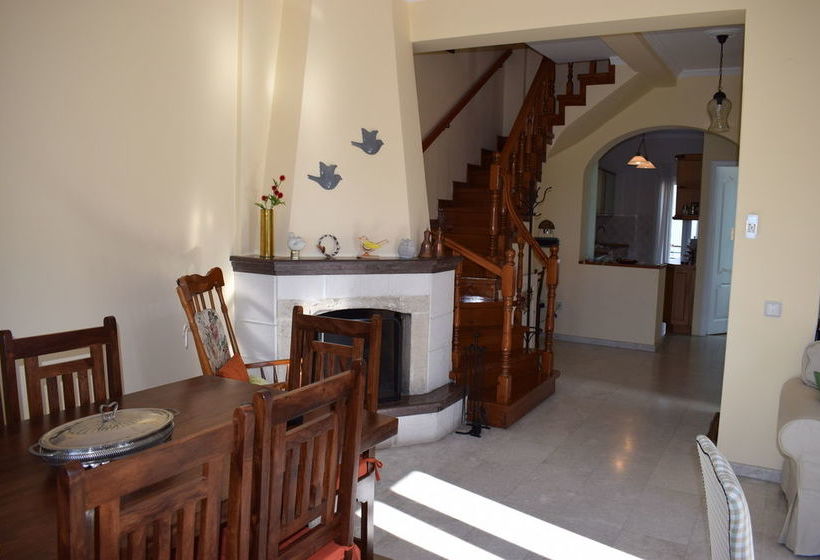 فندق Garitsa Bay Apartment