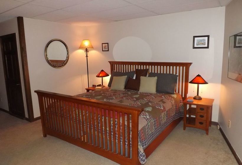 فندق Geyser Lodge