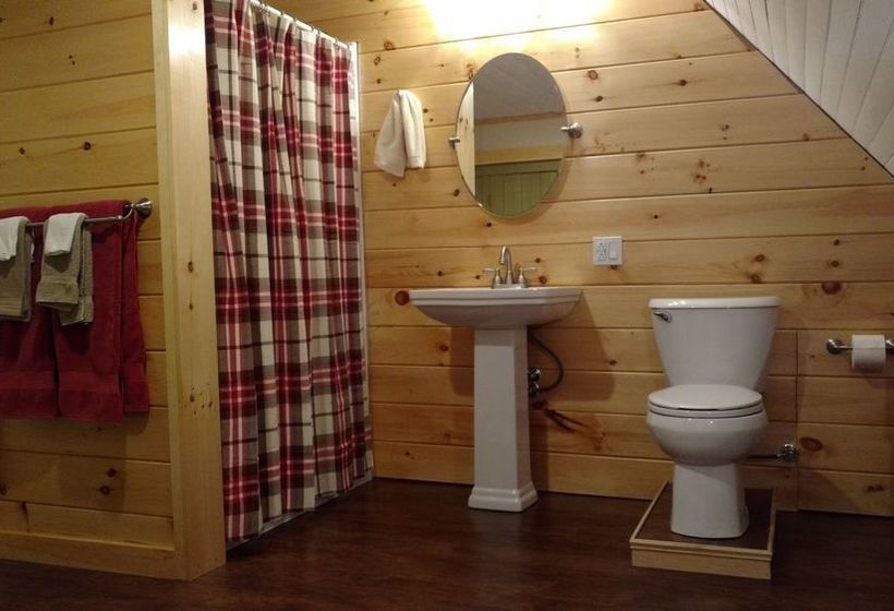 فندق Geyser Lodge