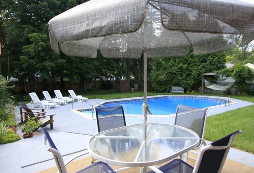 فندق Geyser Lodge