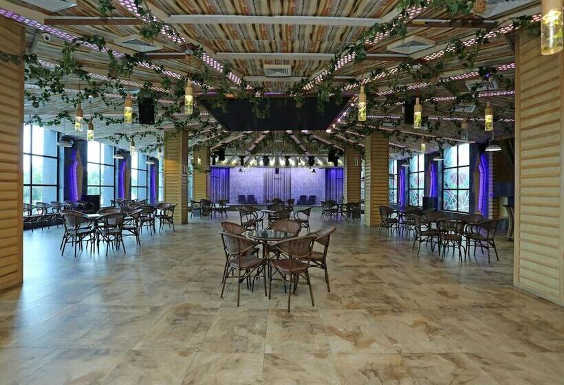 酒店 Golden Blossom Imperial Resorts