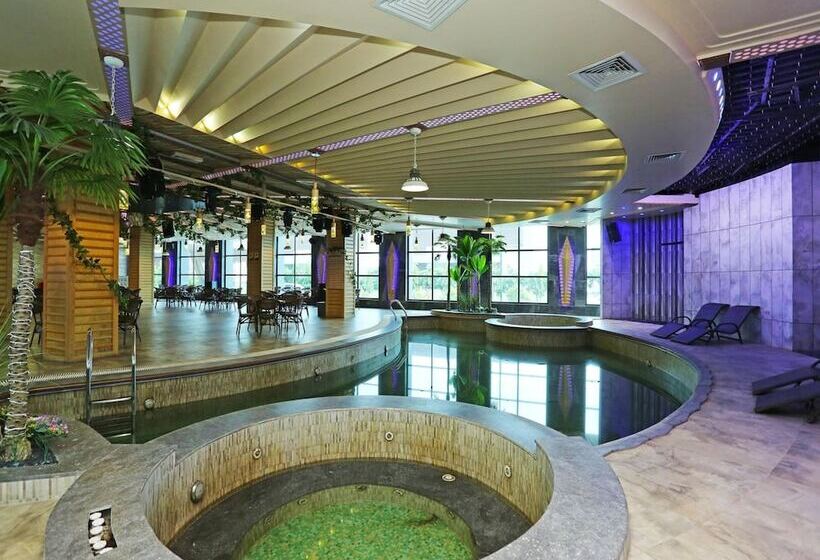 酒店 Golden Blossom Imperial Resorts