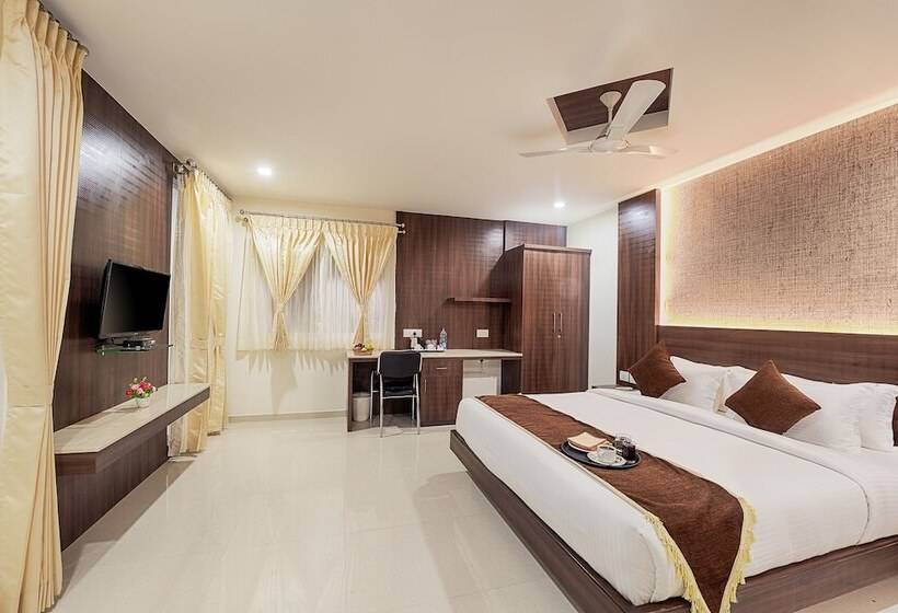 هتل Holiday Residency Coimbatore