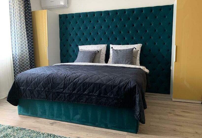 Отель Hollik Apartmanház