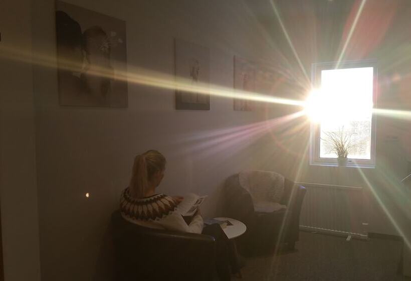 هتل House On The Hill