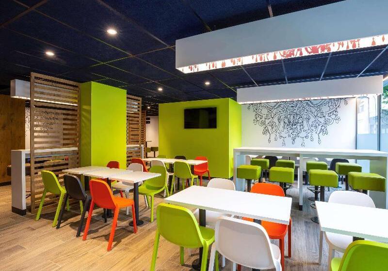 Отель Ibis Budget Paris Clichy Mairie