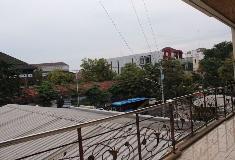 호텔 Imam Bonjol Hostel