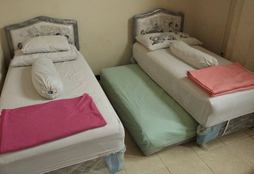 호텔 Imam Bonjol Hostel