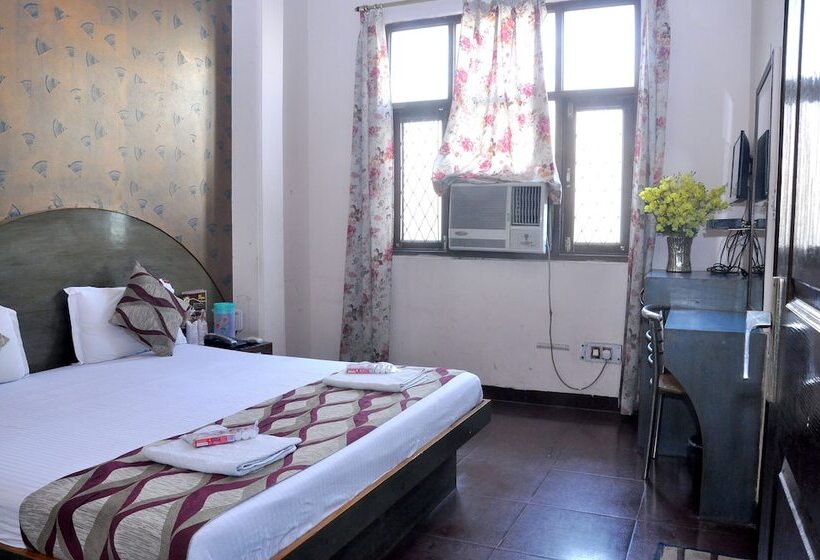 בית מלון כפרי Jindal