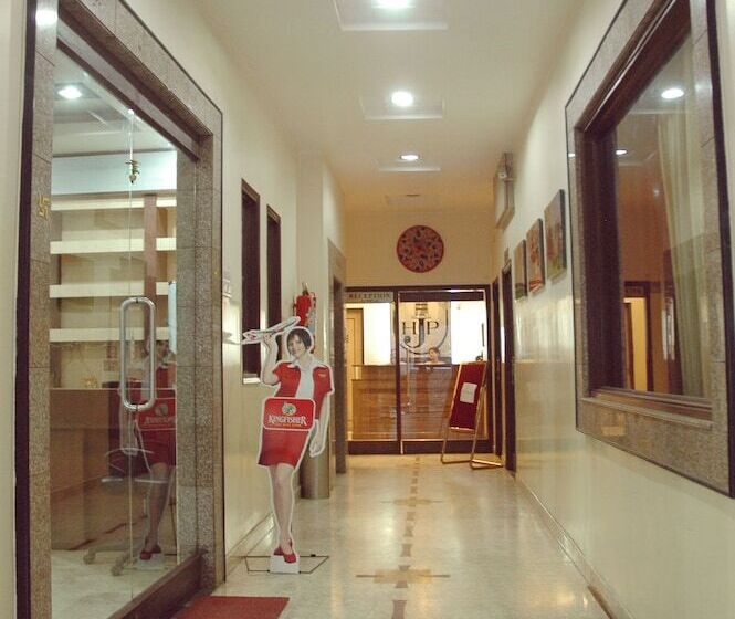 ホテル Jora Palace