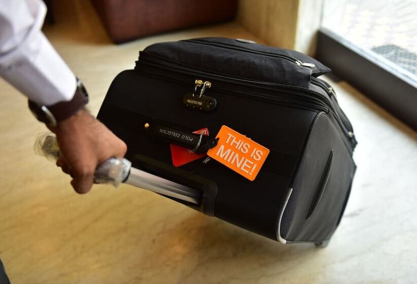 فندق Kalpana Palace, Mumbai