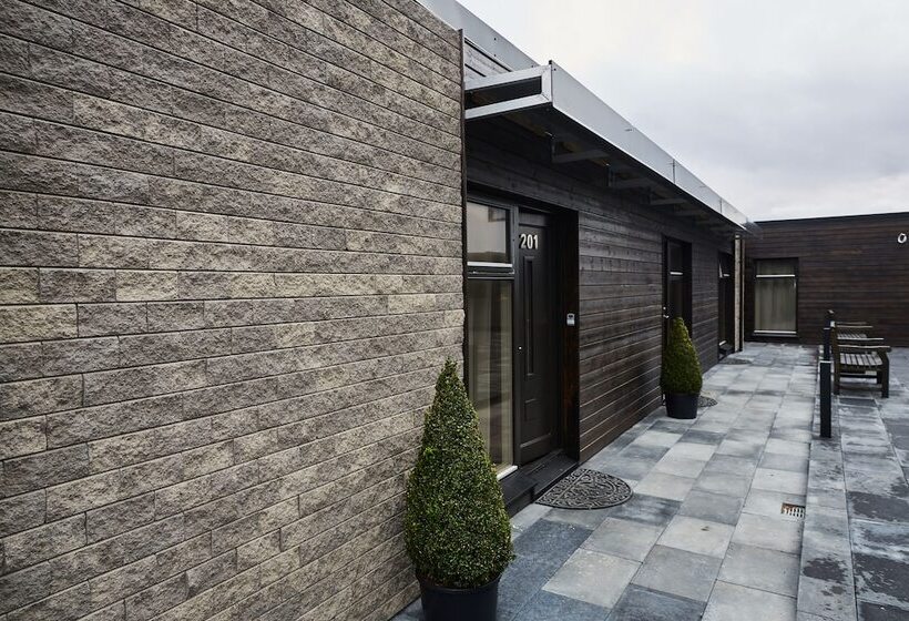 هتل Keflavik Micro Suites