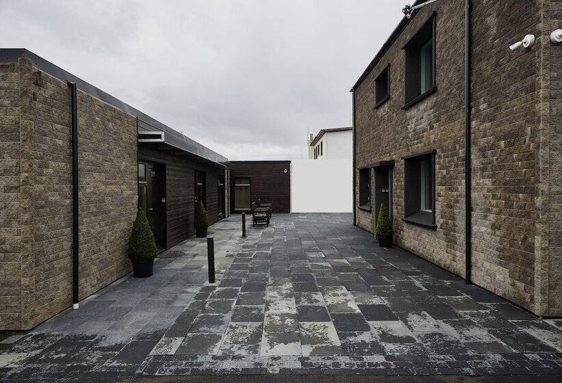 هتل Keflavik Micro Suites