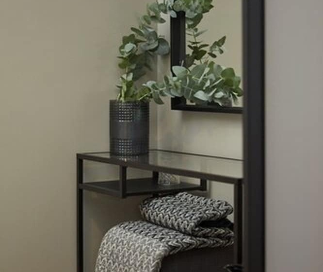 هتل Keflavik Micro Suites