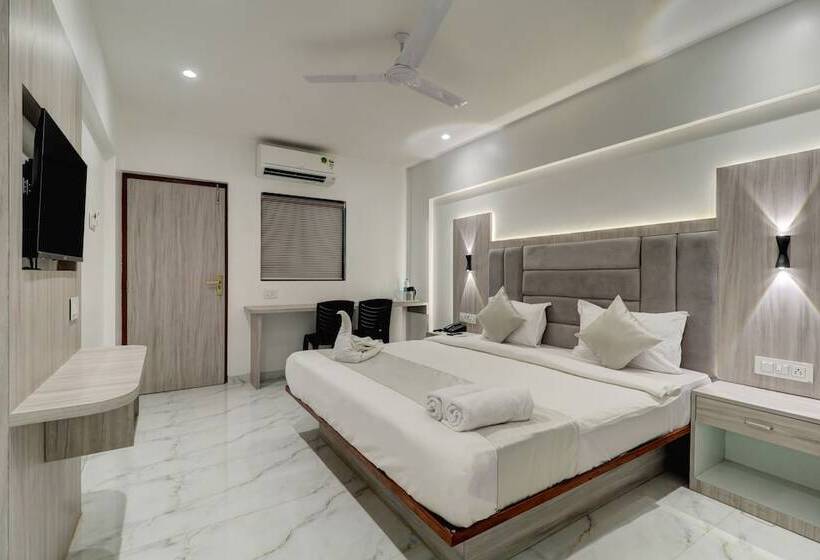 فندق Kurla Residency
