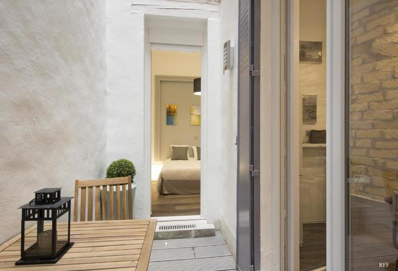 호텔 La Comédie De Vanneau