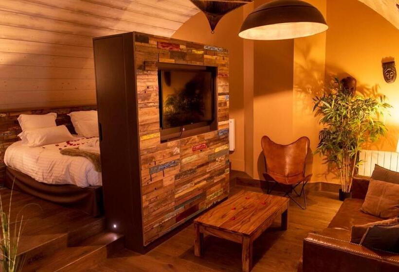 בית מלון כפרי La Parenthèse Envoutée