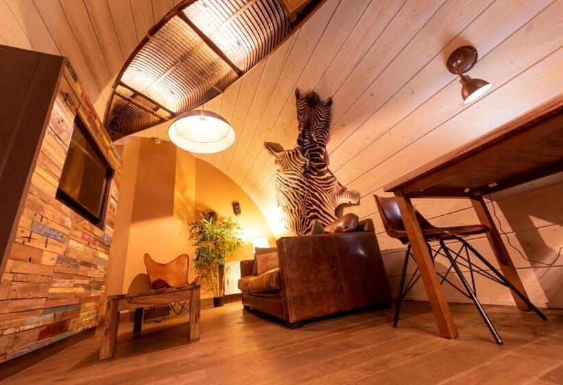 בית מלון כפרי La Parenthèse Envoutée