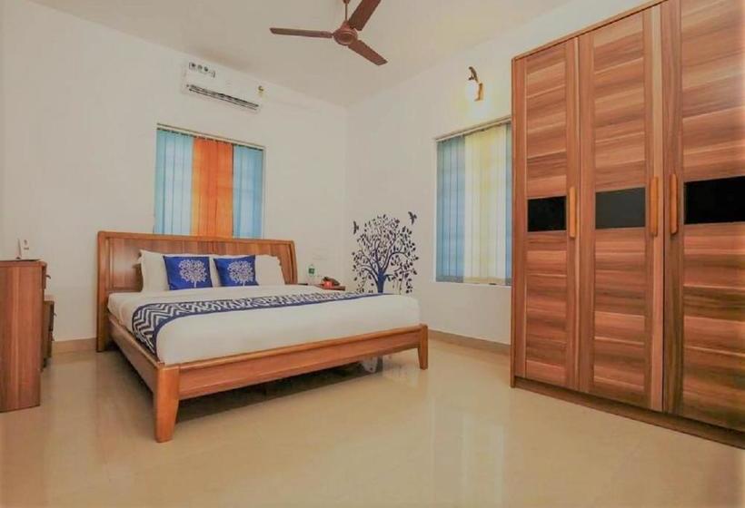 هتل Lake Gardens Resorts