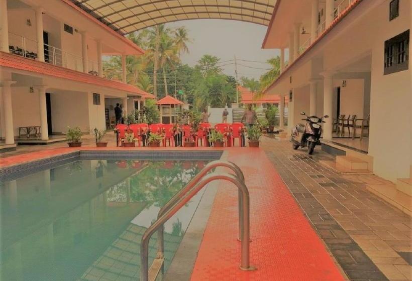 هتل Lake Gardens Resorts