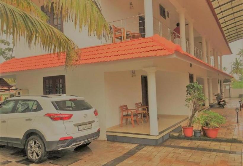 هتل Lake Gardens Resorts