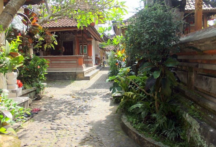 Otel Lecuk Inn Ubud