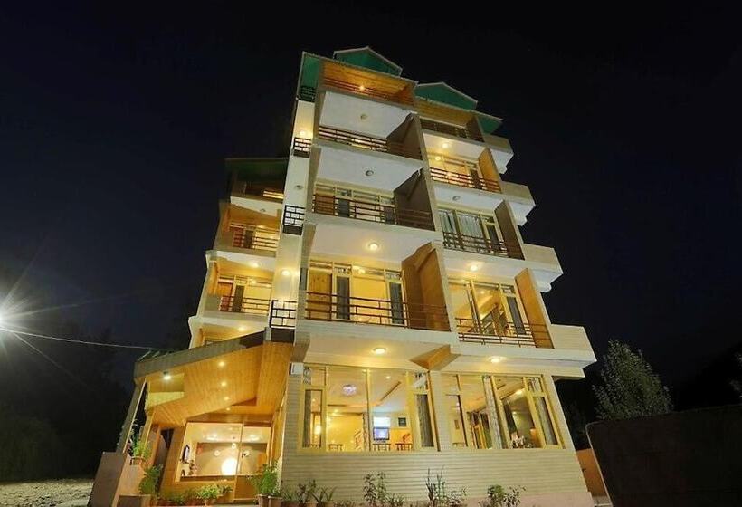 هتل Lotus Inn River View