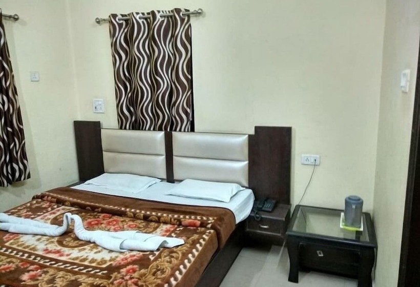 בית מלון כפרי Madhuban Guest House