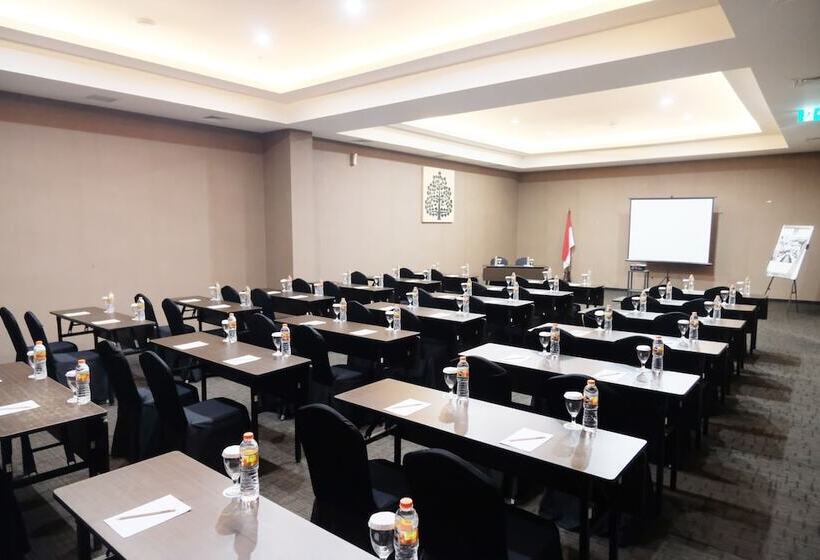 호텔 Malioboro Prime