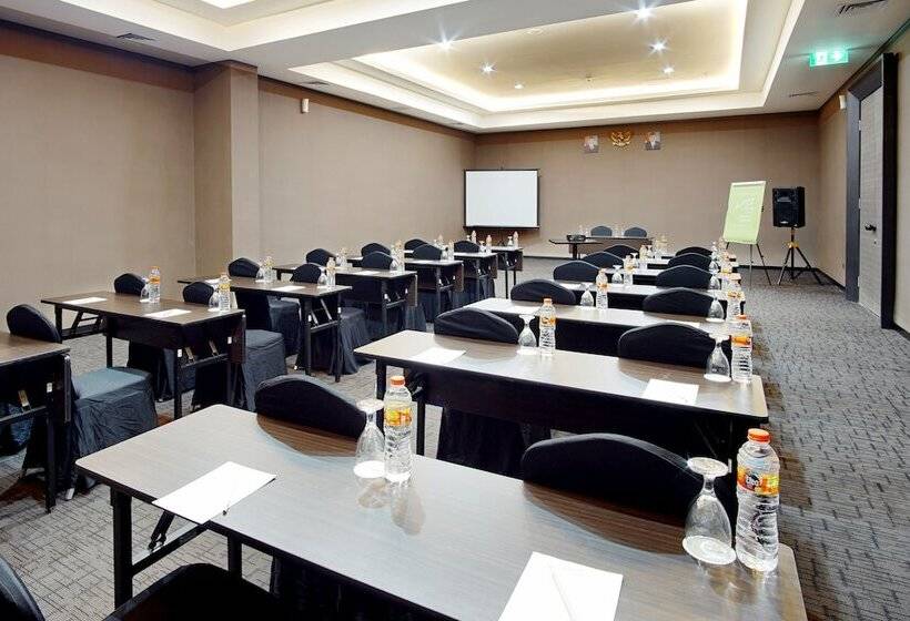 호텔 Malioboro Prime