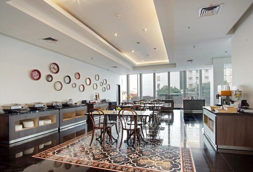 호텔 Malioboro Prime