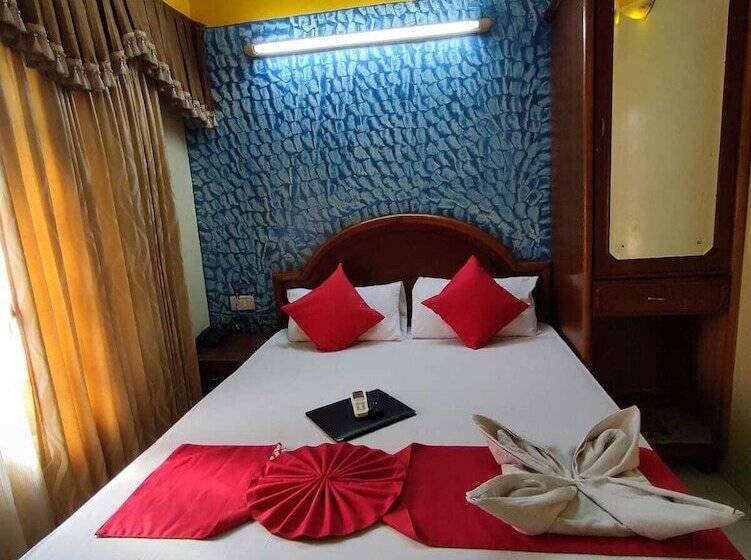 Отель Niladrii Palace