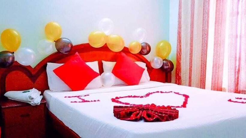 Отель Niladrii Palace