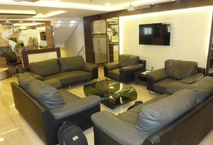 فندق Orient Palace