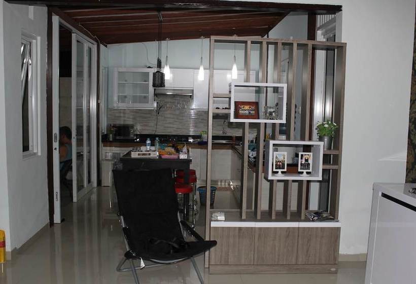 호텔 Pecatu Vira House