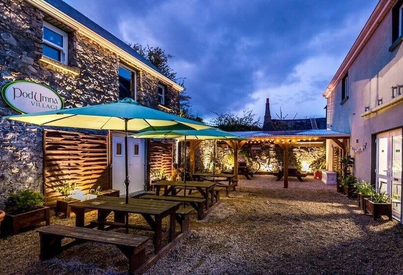 فندق Pod Umna Village