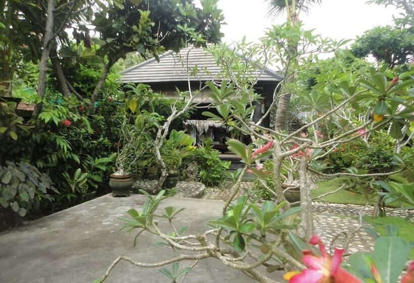 ホテル Acacia Bungalows Bingin