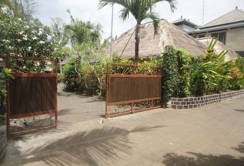 ホテル Acacia Bungalows Bingin