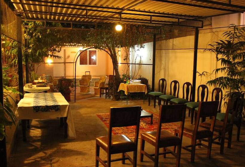 בית מלון כפרי Pratap Bhawan Homestay