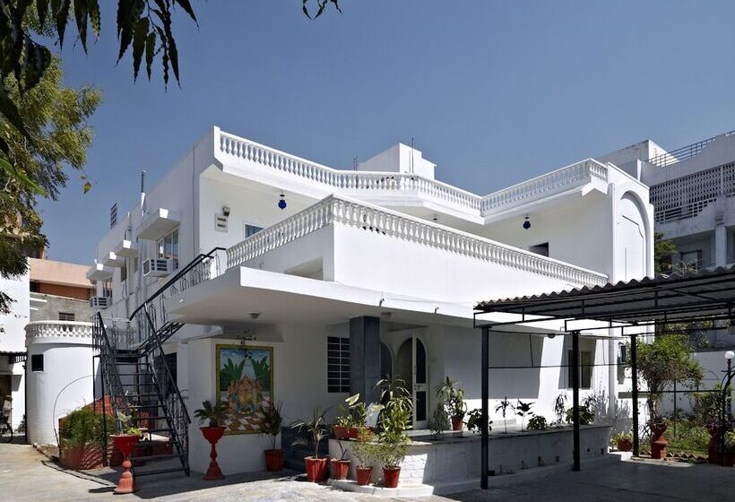 בית מלון כפרי Pratap Bhawan Homestay